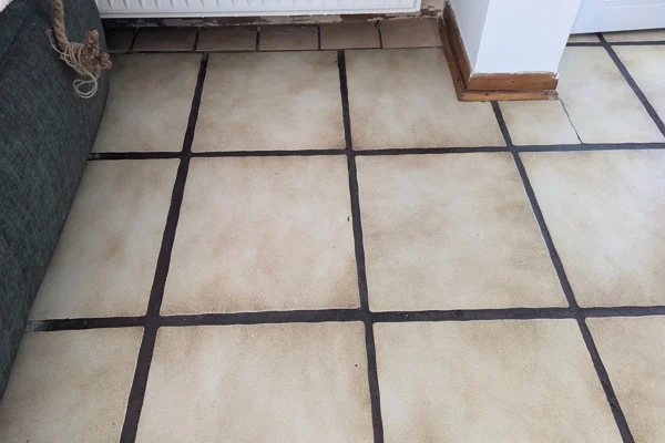 Maschinelle Grundreinigung von Bodenbelägen aller Art im Raum Neuwied